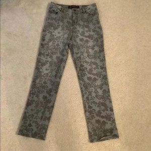 Gloria Vanderbilt grey distressed floral  Amanda Denim jeans Size 16